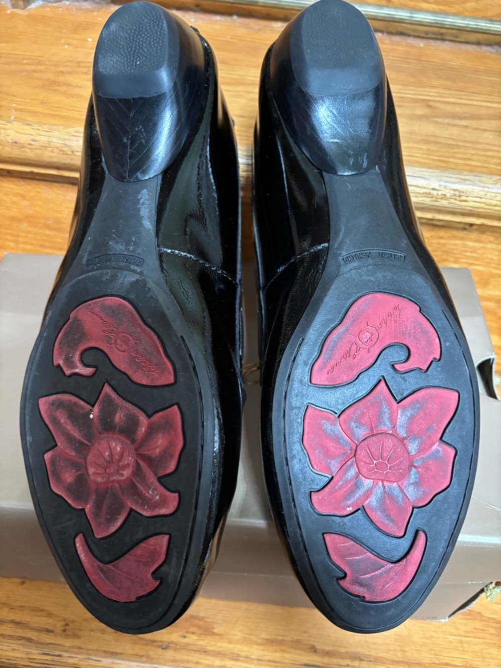 Born Crown Black Bow Patent Leather Driving Loafers - Picture 5 of 9